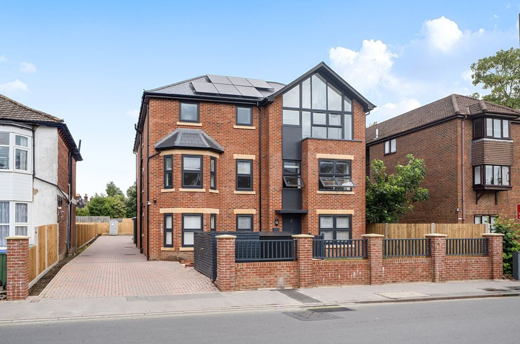 Property photo 1 of 11 1473455-18-6A29B1...