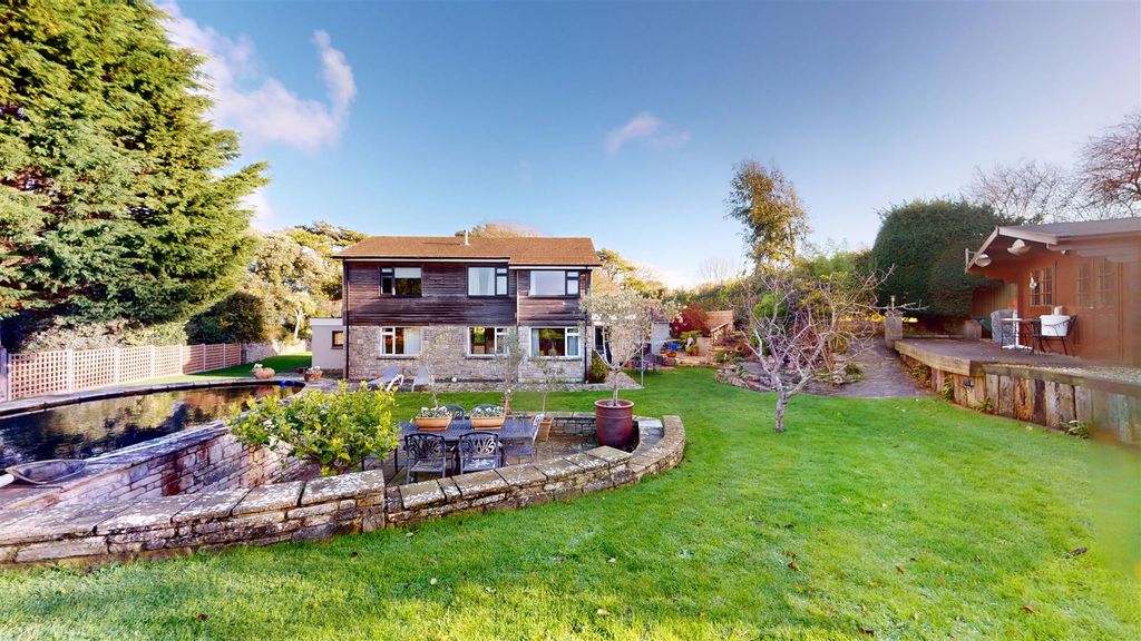 Property photo 1 of 36 12012025_105548.Jpg