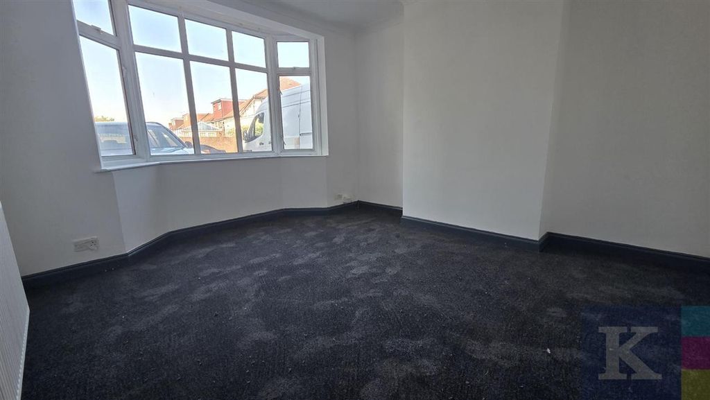 Property photo 3 of 11 Reception Room
