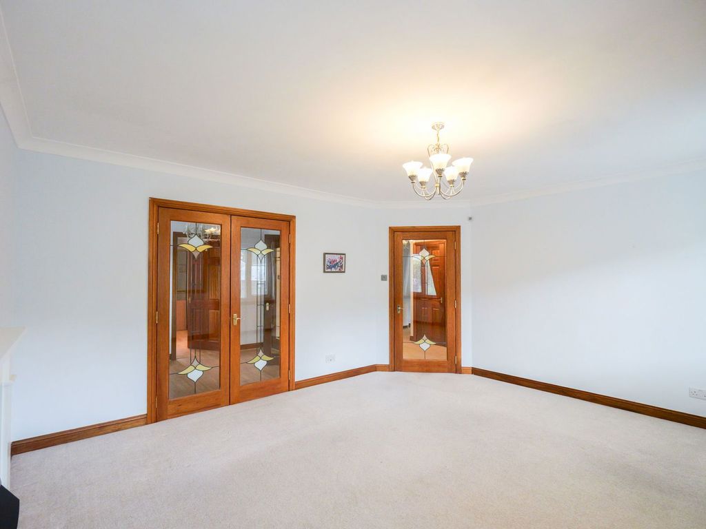 Property photo 3 of 26