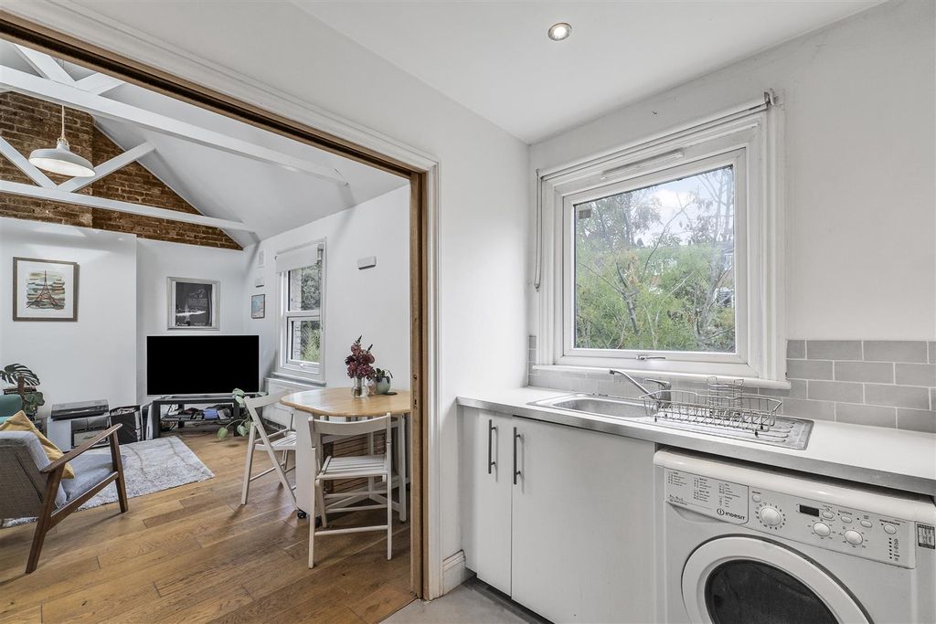 Property photo 2 of 9 15-16.Jpg