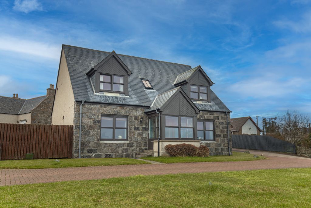 Property photo 1 of 15 Exterior