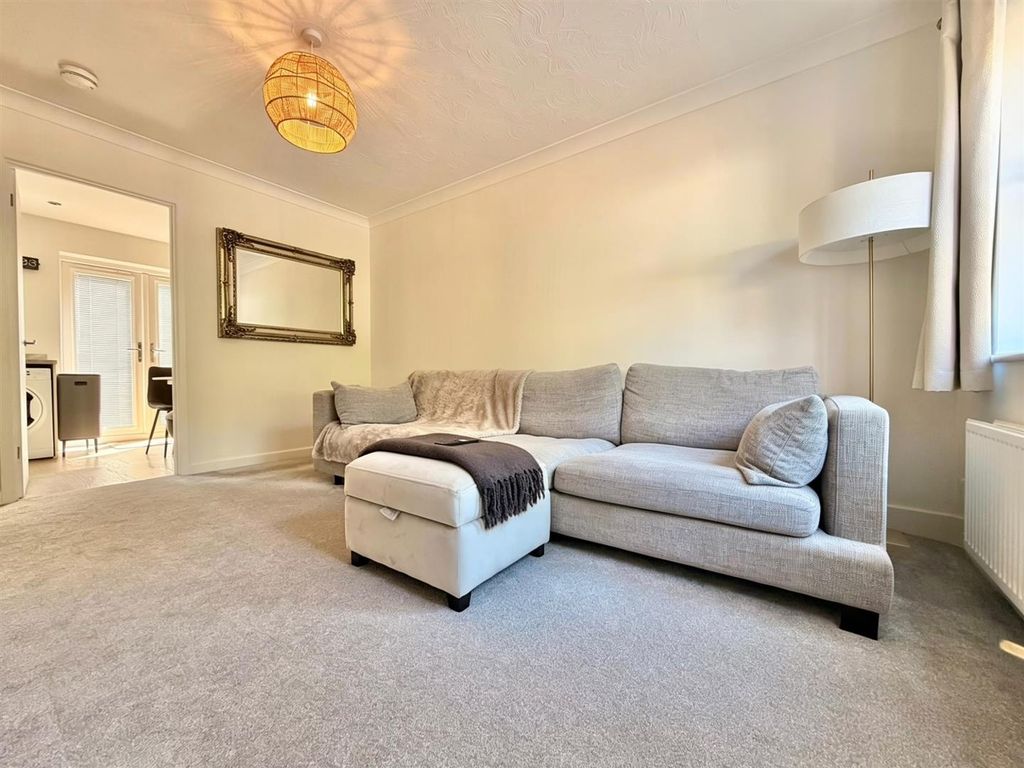Property photo 3 of 20 Living Room (B).Jpg
