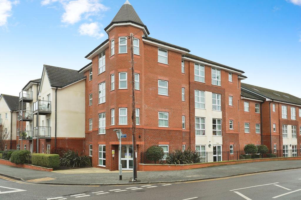 Property photo 1 of 15