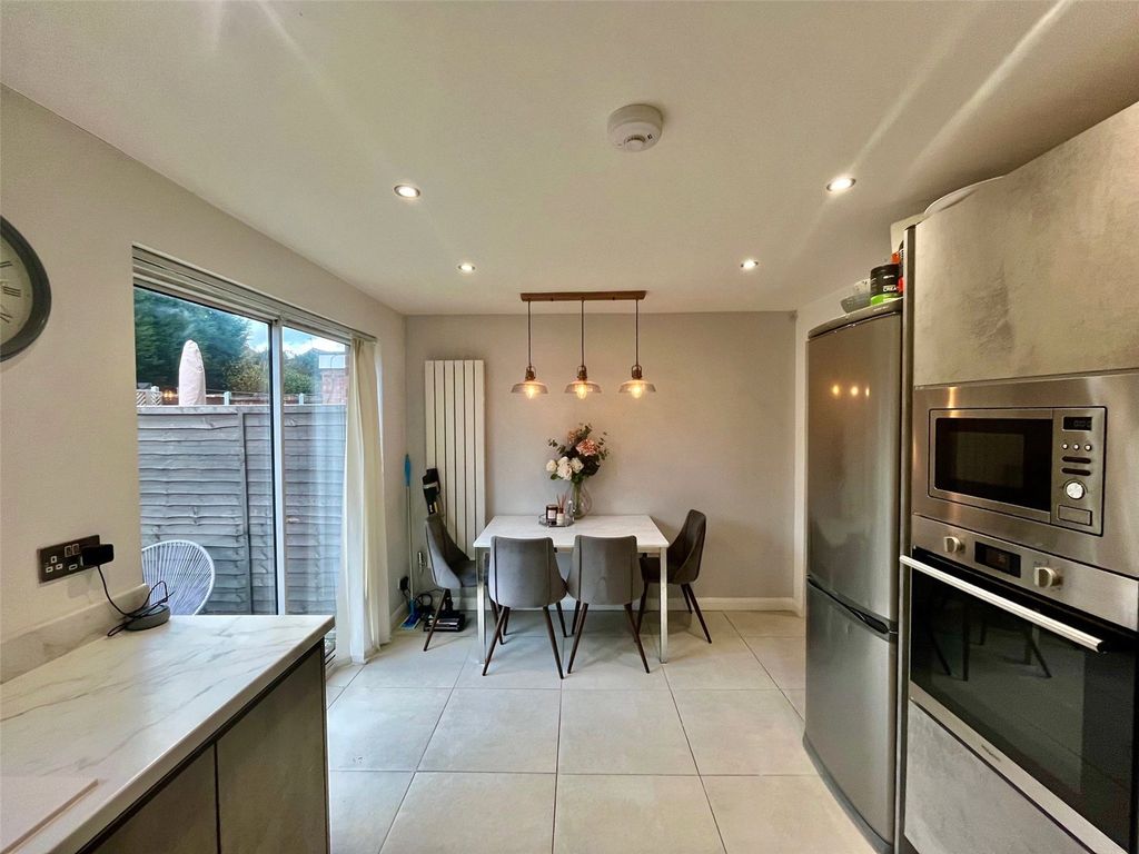 Property photo 3 of 21 Picture No. 20