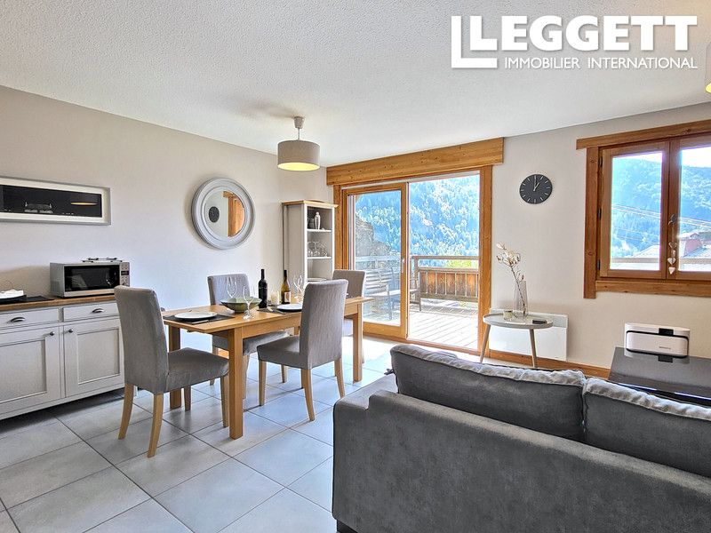 Property photo 3 of 10