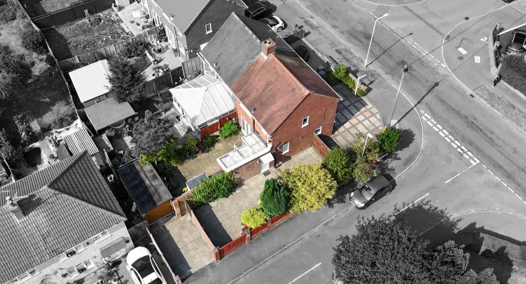 Property photo 2 of 30