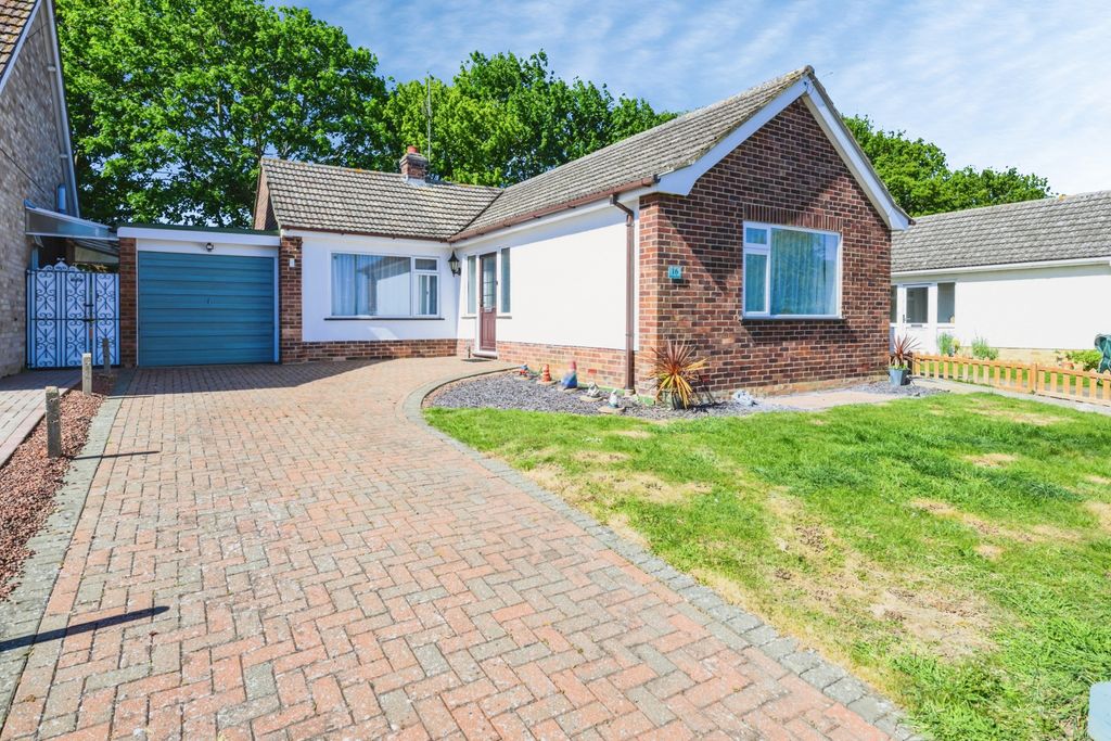 Property photo 2 of 14