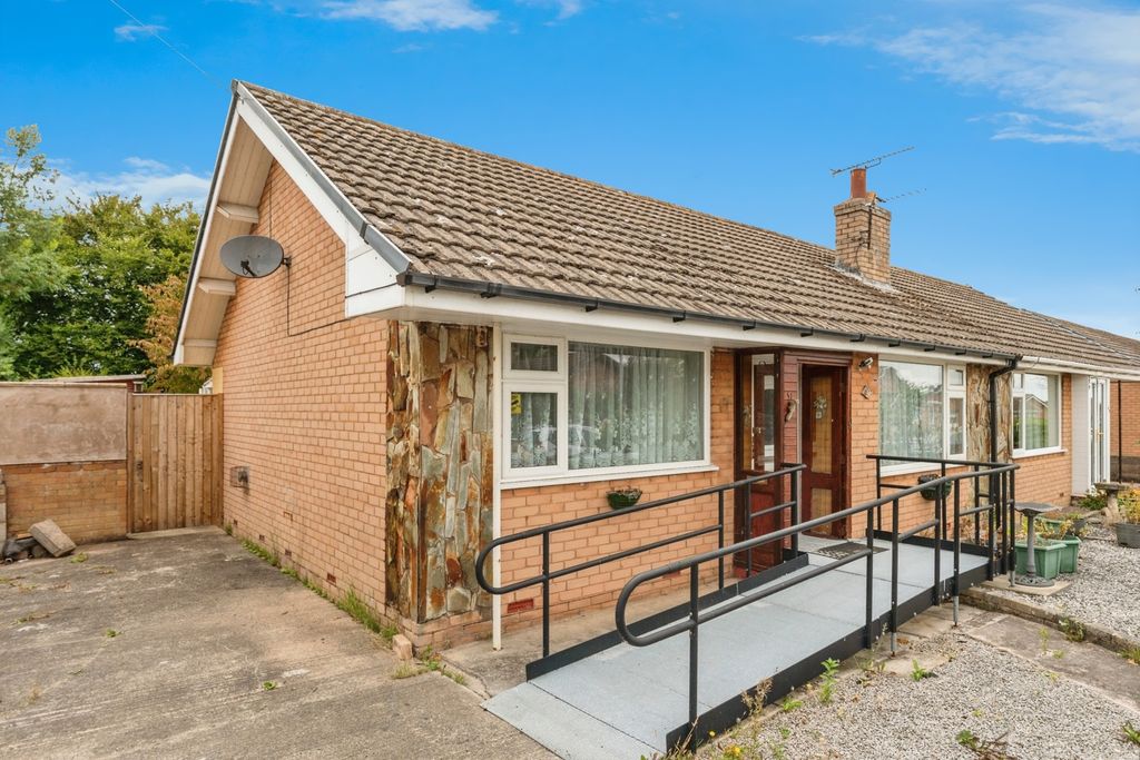 Property photo 1 of 17 Photo