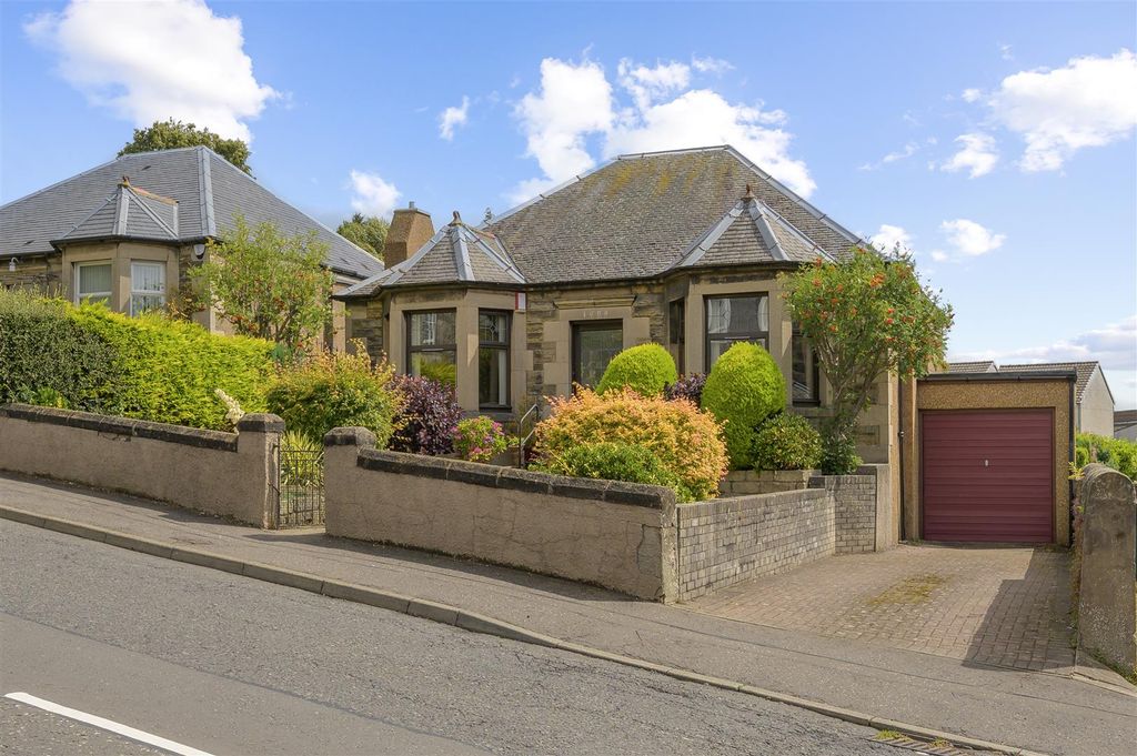 Property photo 1 of 34 31Townhillroad002.Jpg