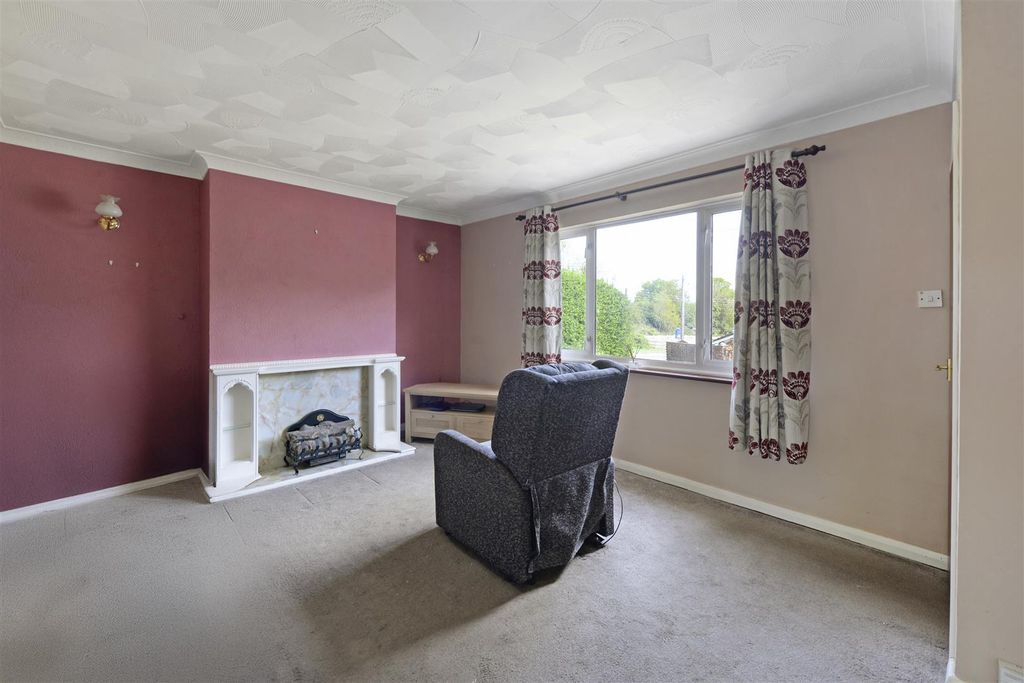 Property photo 2 of 10 1