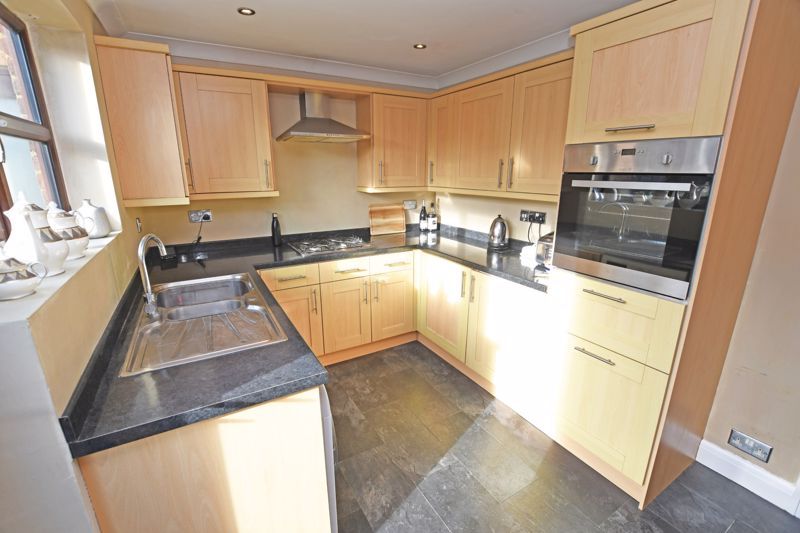 Property photo 3 of 12 Photo 10