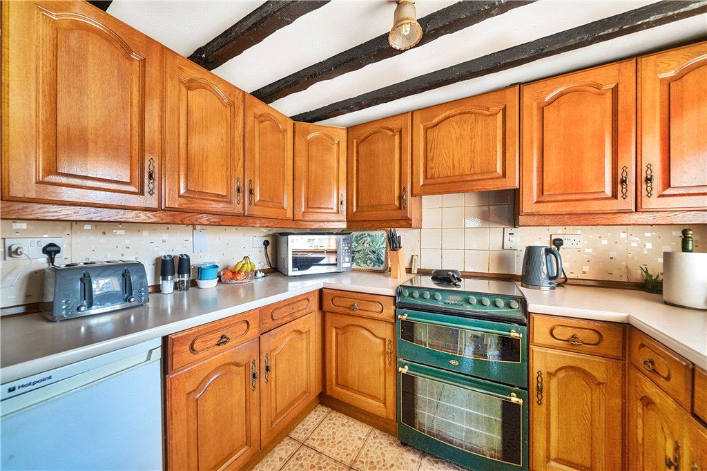 Property photo 2 of 13 Picture No. 17
