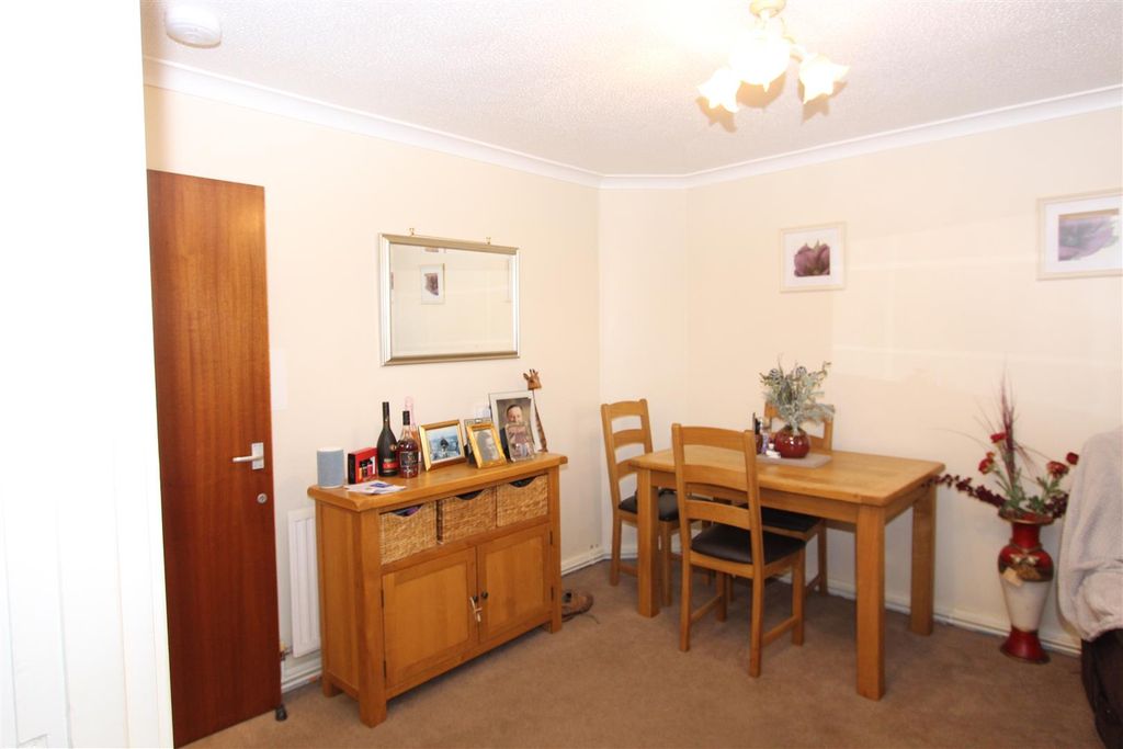 Property photo 3 of 26 Img_2091.Jpg