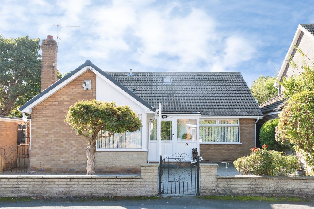 Property photo 1 of 25