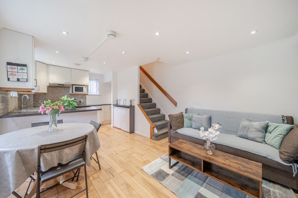 Property photo 3 of 14 1403314-1-6973Ac8...