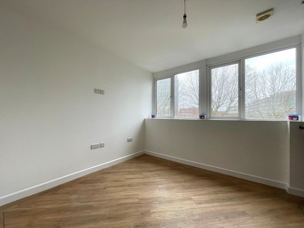 Property photo 3 of 10 6.Jpg