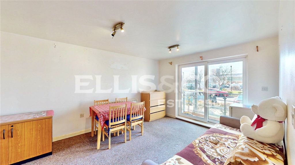 Property photo 2 of 16 Picture No. 38