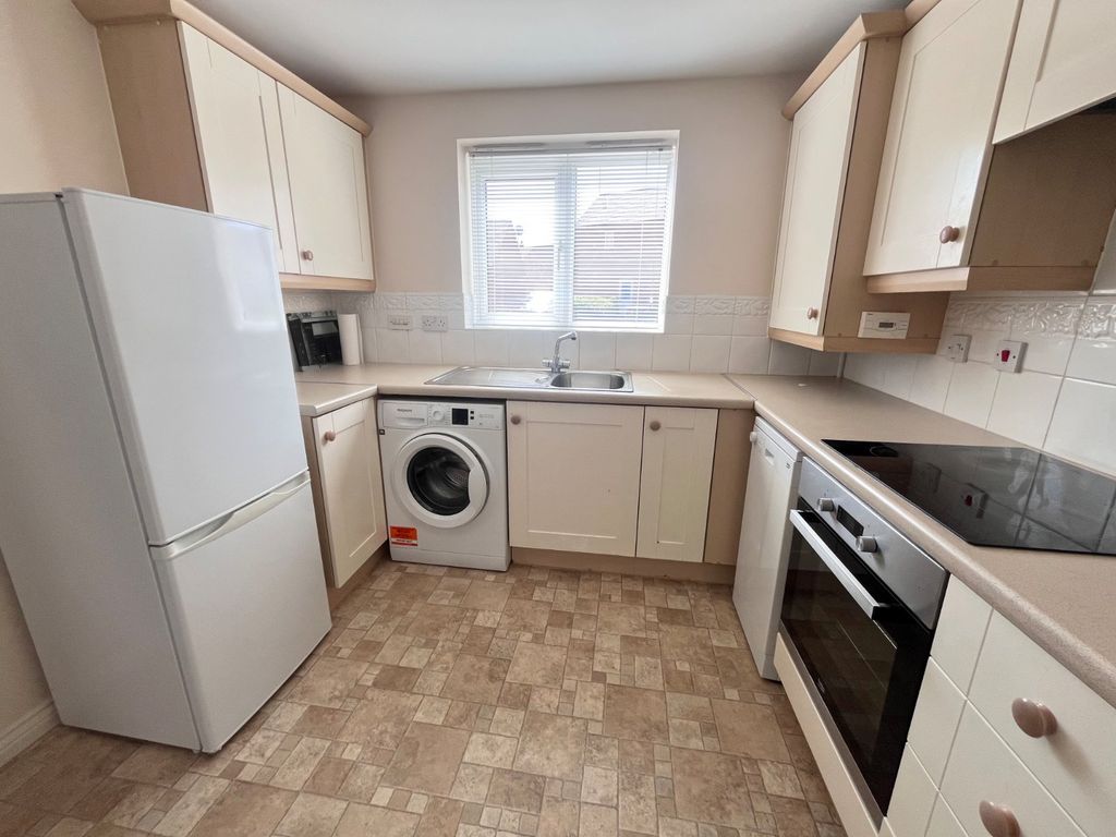 Property photo 2 of 8 Picture No. 22