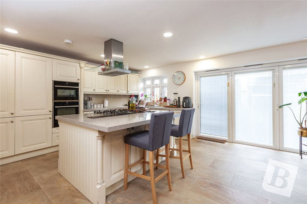 Property photo 1 of 17 Kitchen/Diner