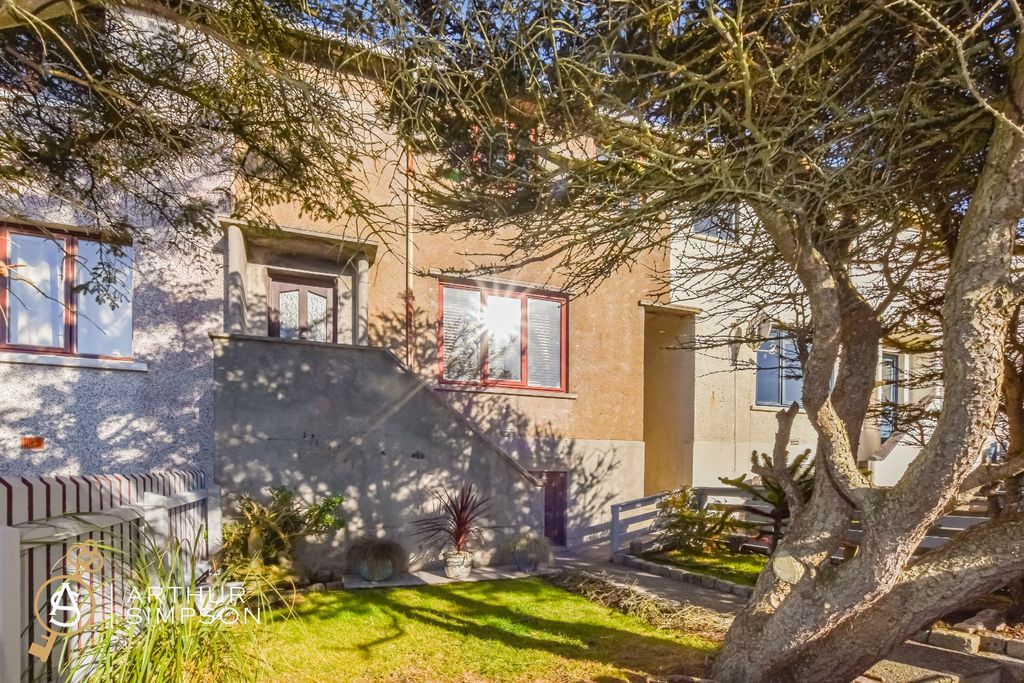 Property photo 1 of 30 4576152