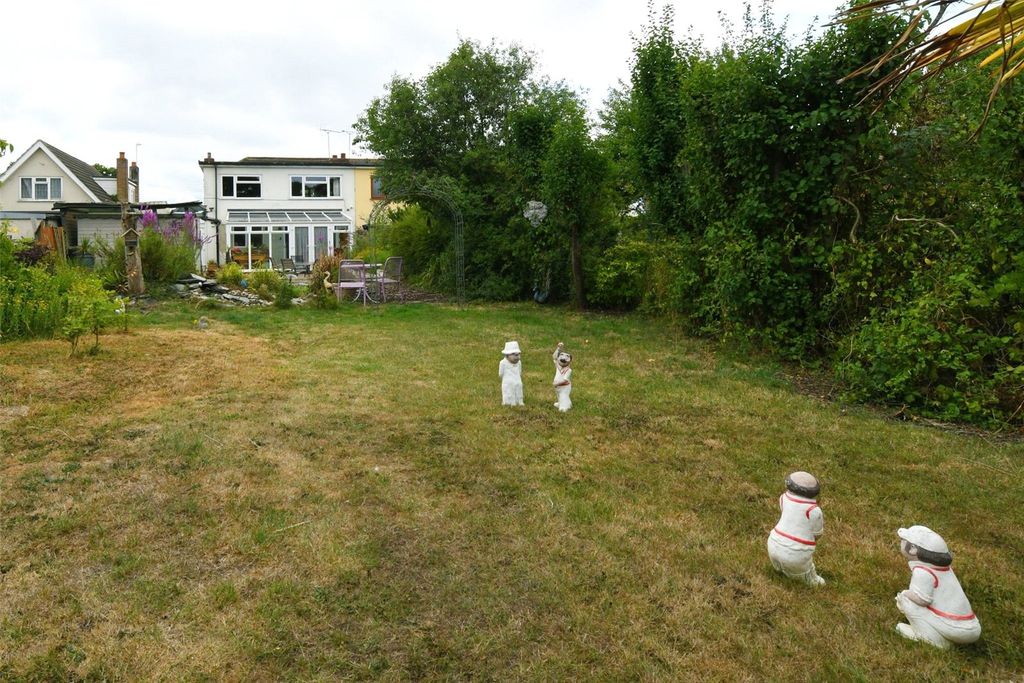 Property photo 2 of 20 Picture No. 34