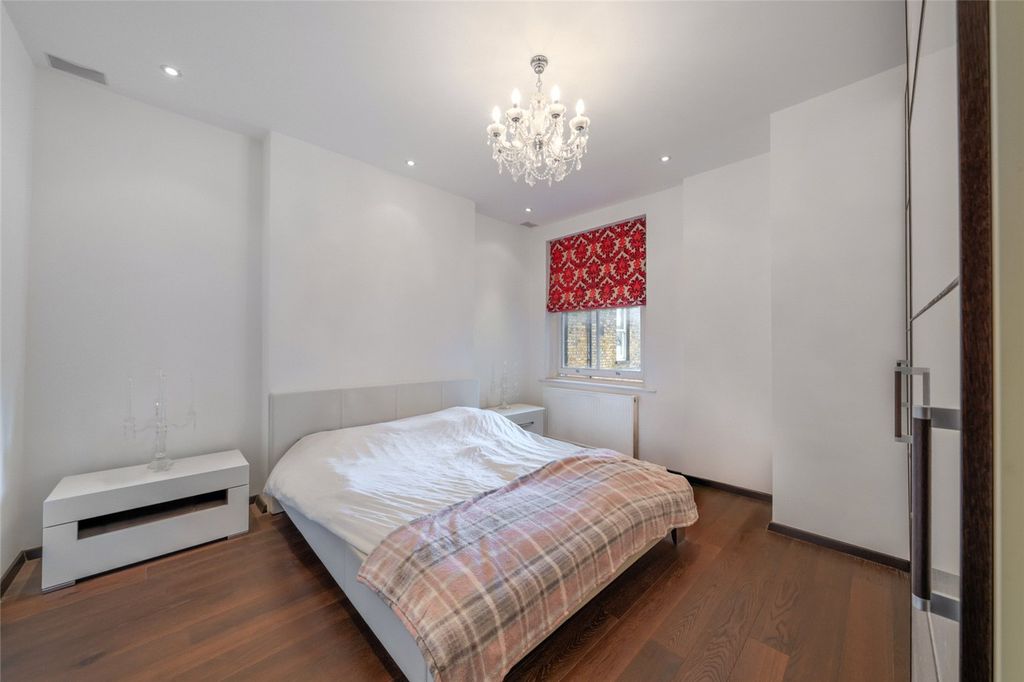 Property photo 2 of 15 Picture No. 06