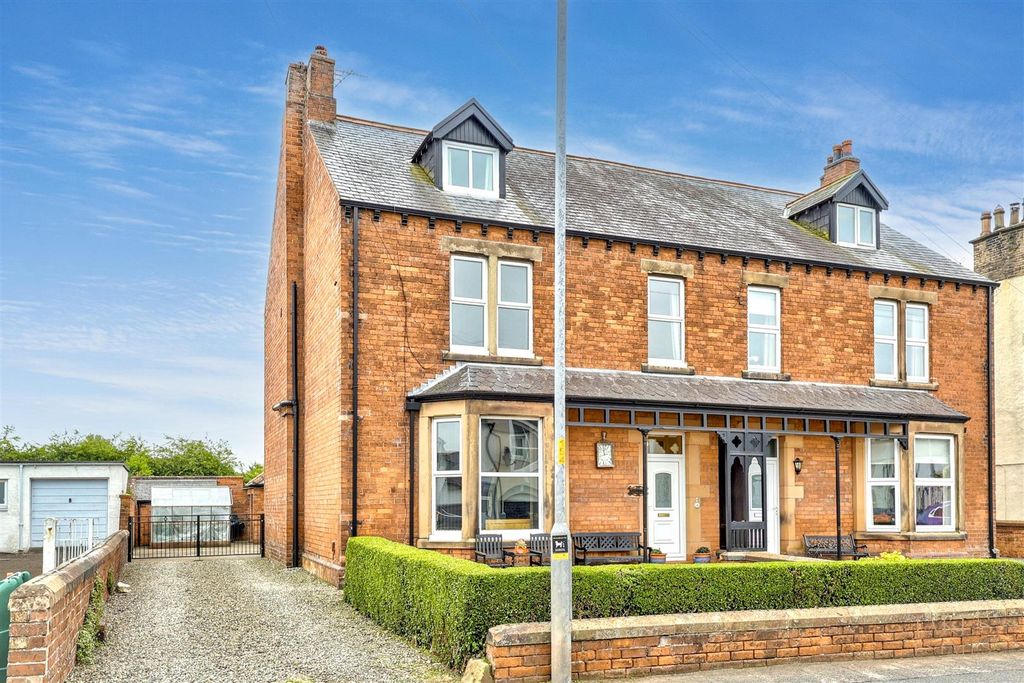 Property photo 1 of 27 Esk House