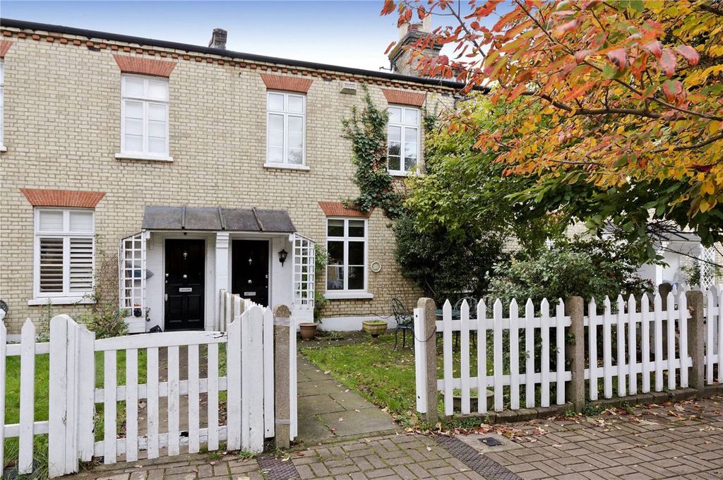 Property photo 2 of 6