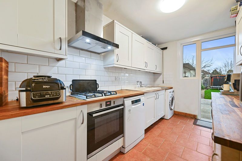 Property photo 2 of 12 Photo 13