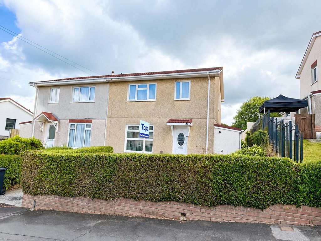 Property photo 2 of 21 41148711-d325-4250-8d37-F32B27Fad6Ed