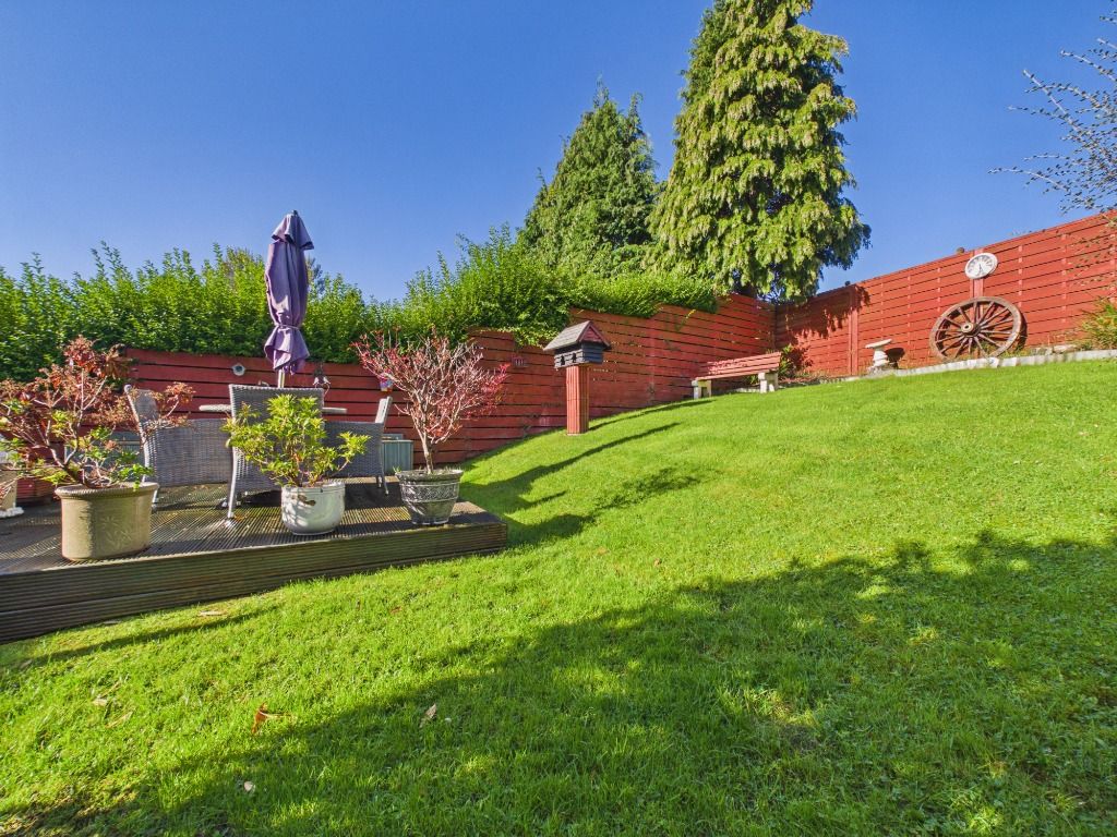 Property photo 3 of 19