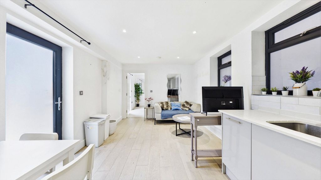 Property photo 3 of 11 Open Plan Kitchen Living Area