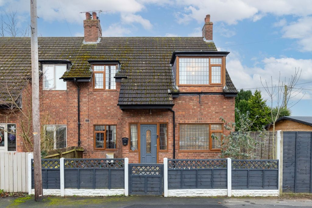 Property photo 1 of 21 Front