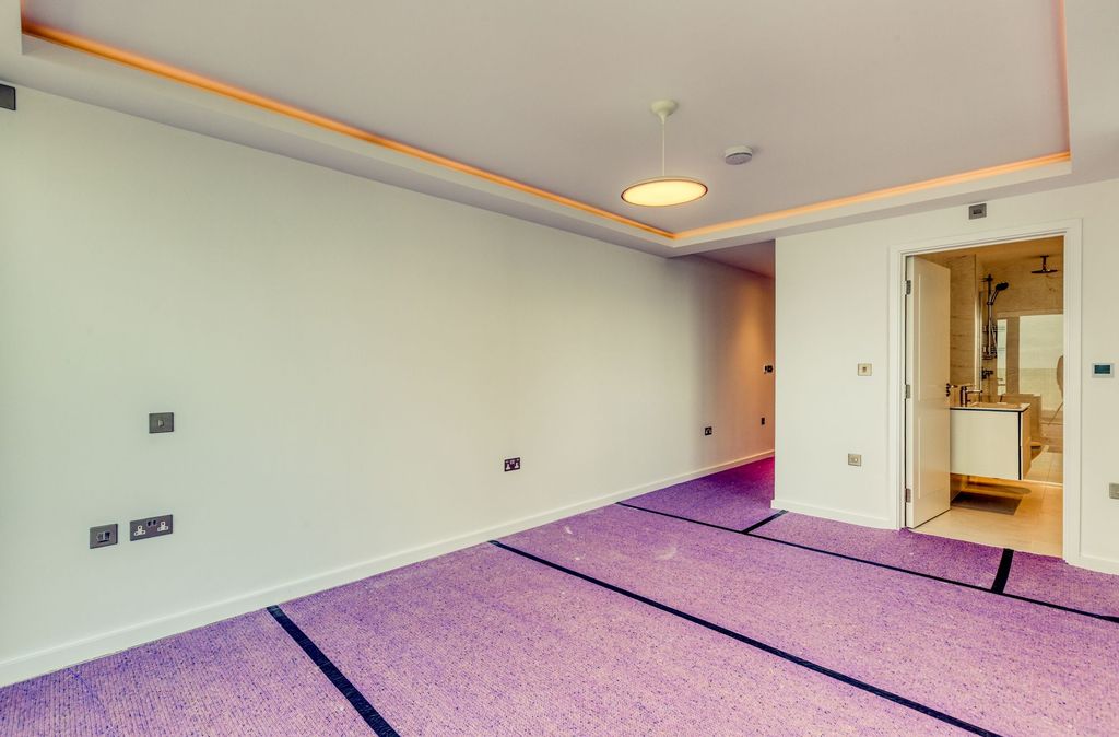 Additional image 13 of 2 bed flat for sale2 Elizabeth House - The Waves, Grouville JE3