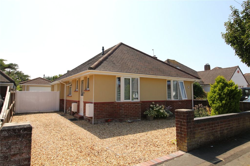 Property photo 1 of 11 Picture No. 19