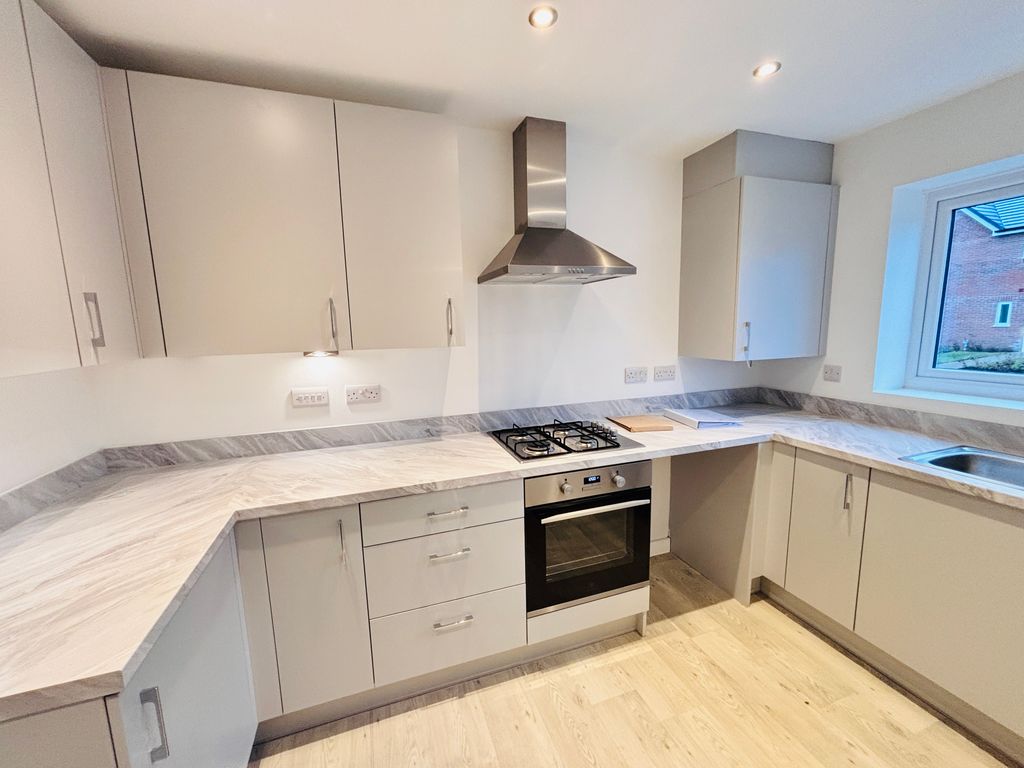 Property photo 2 of 48