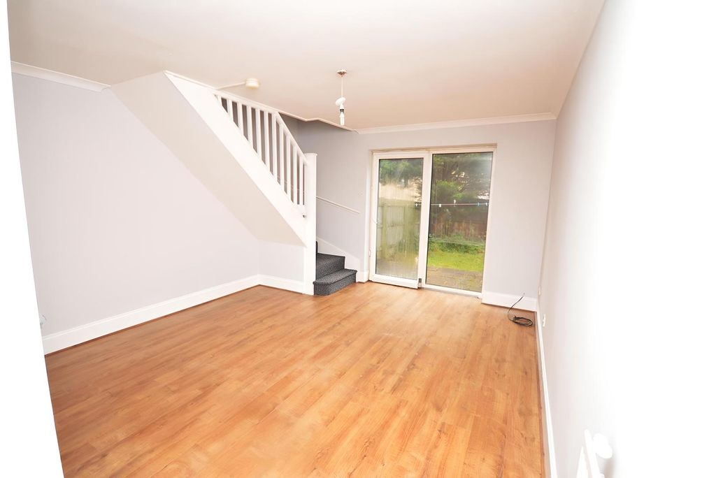 Property photo 3 of 9 Living Room
