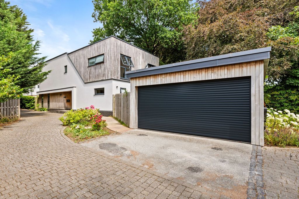 Property photo 2 of 42 External