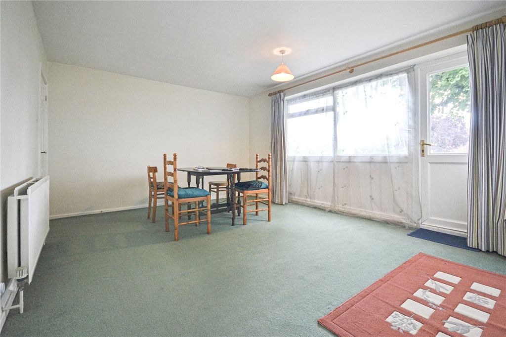 Property photo 3 of 9 Picture No. 05
