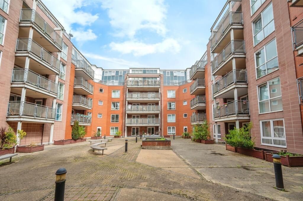 Property photo 2 of 23 F6402099F3538B7d045772Ed74c9c01Ea6698269698F1Daba4