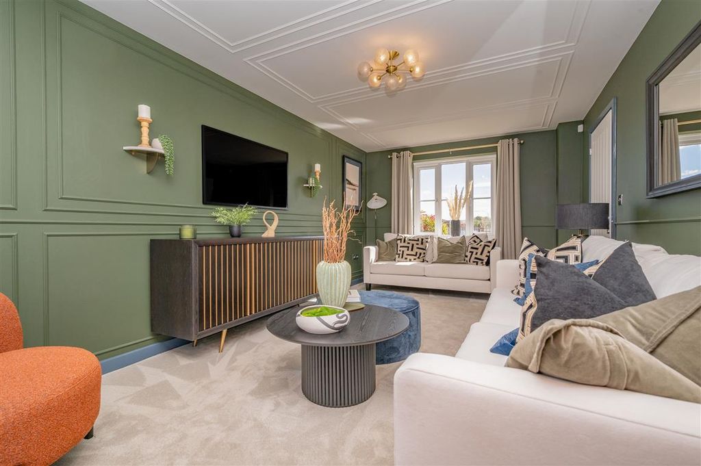 Property photo 2 of 13