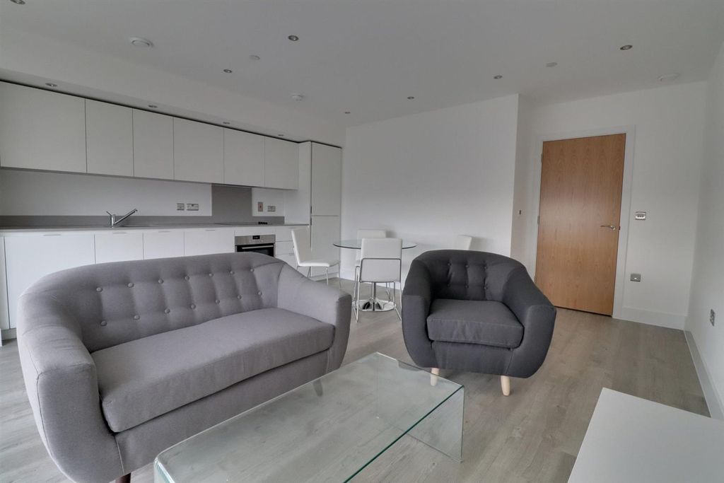 Property photo 3 of 10 3.Jpg
