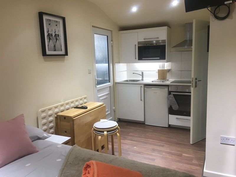 Property photo 2 of 3