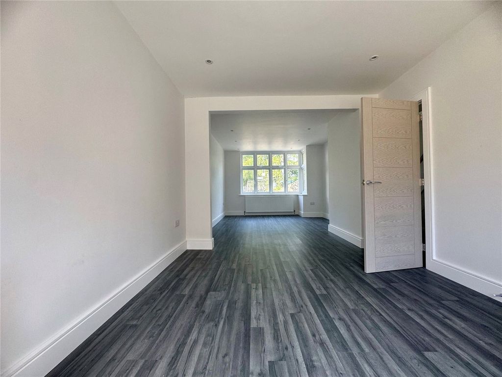 Property photo 1 of 9 Picture No. 02