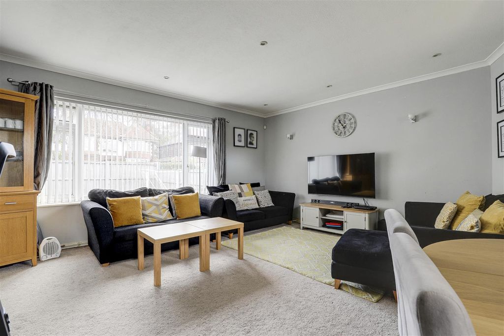 Property photo 2 of 18 02.Jpg