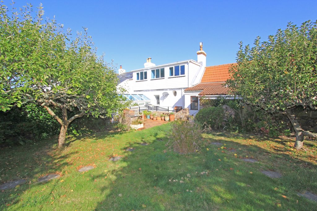 Property photo 1 of 19
