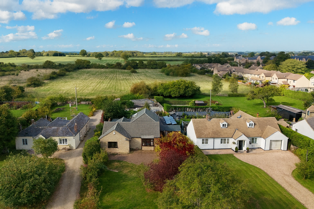 Property photo 1 of 19 62Ebdae6-6F4A-4F5B-A9C0-921Dd99D6231_1758809284446