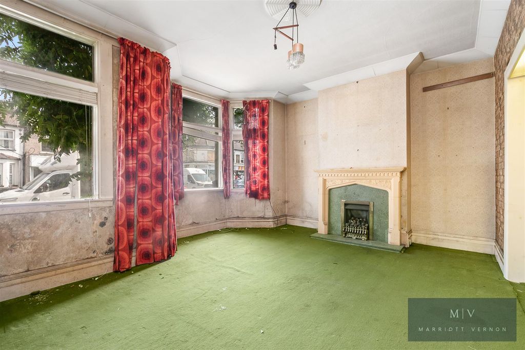 Property photo 2 of 8 Brighton Road 86 MV-1.Jpg