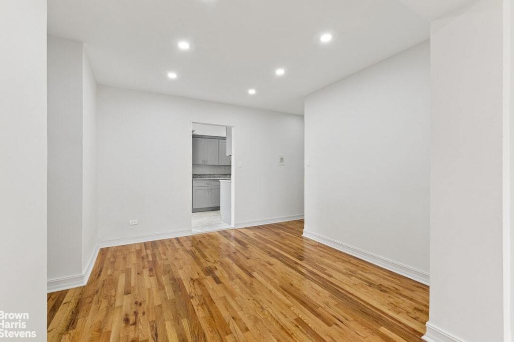 Property photo 2 of 18 <Alttext/>